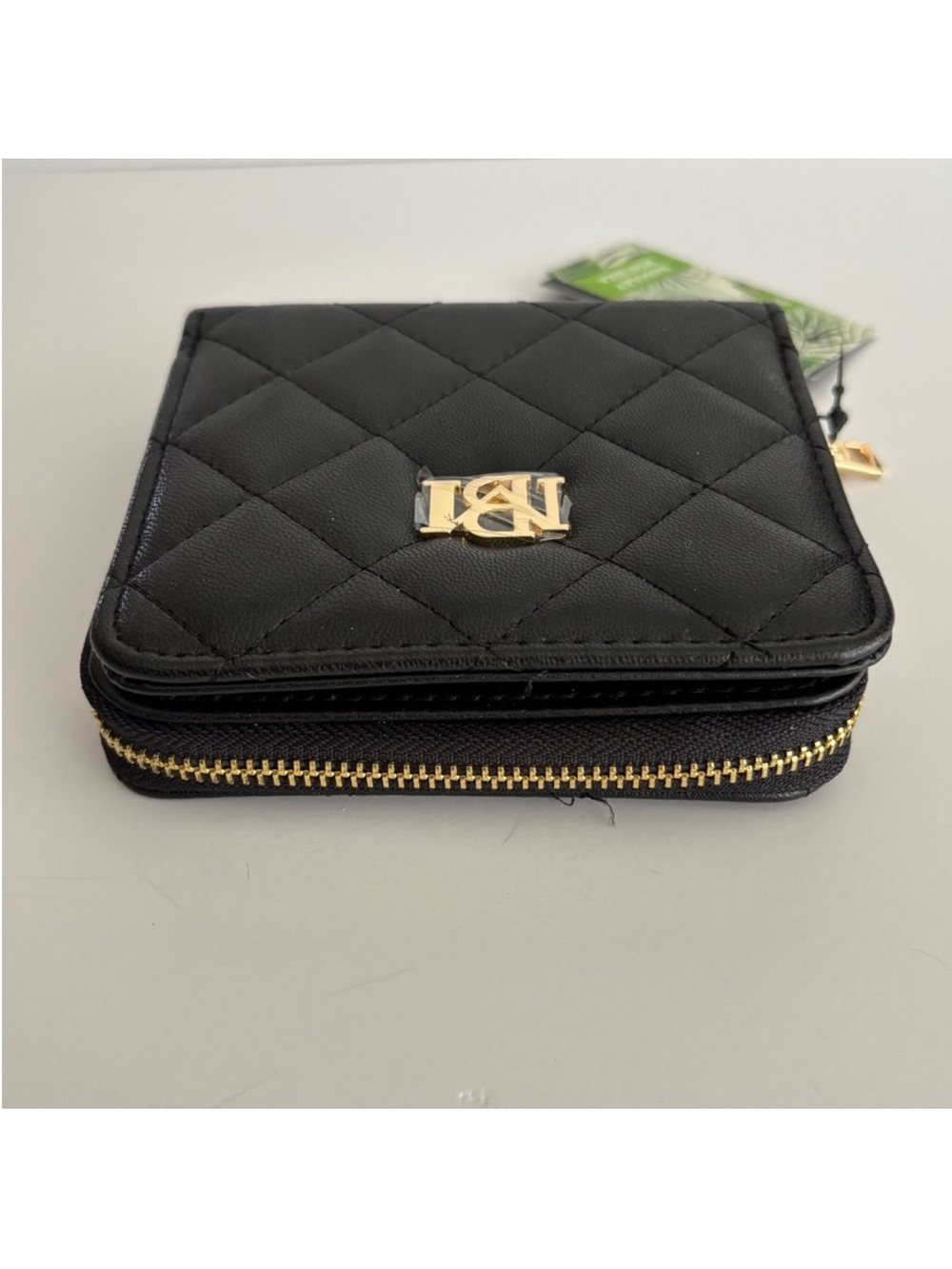 Badgley Mischka NWT Black Quilted Zip Around Wallet Vegan Leather Gold Logo - Picture 5 of 6